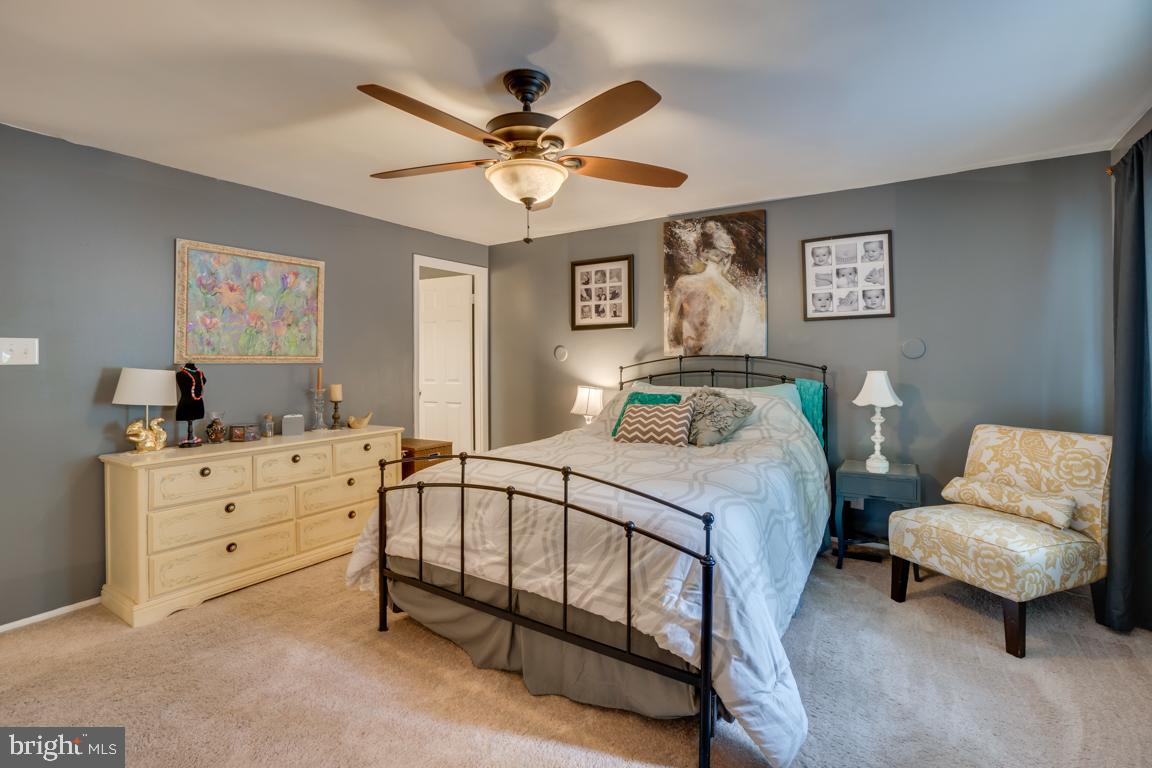 BREEZEWOOD - Residential