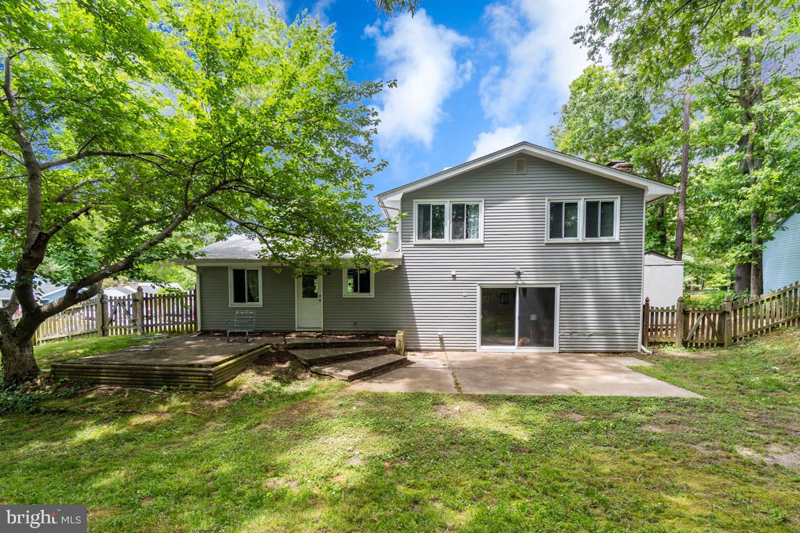 BREEZEWOOD - Residential