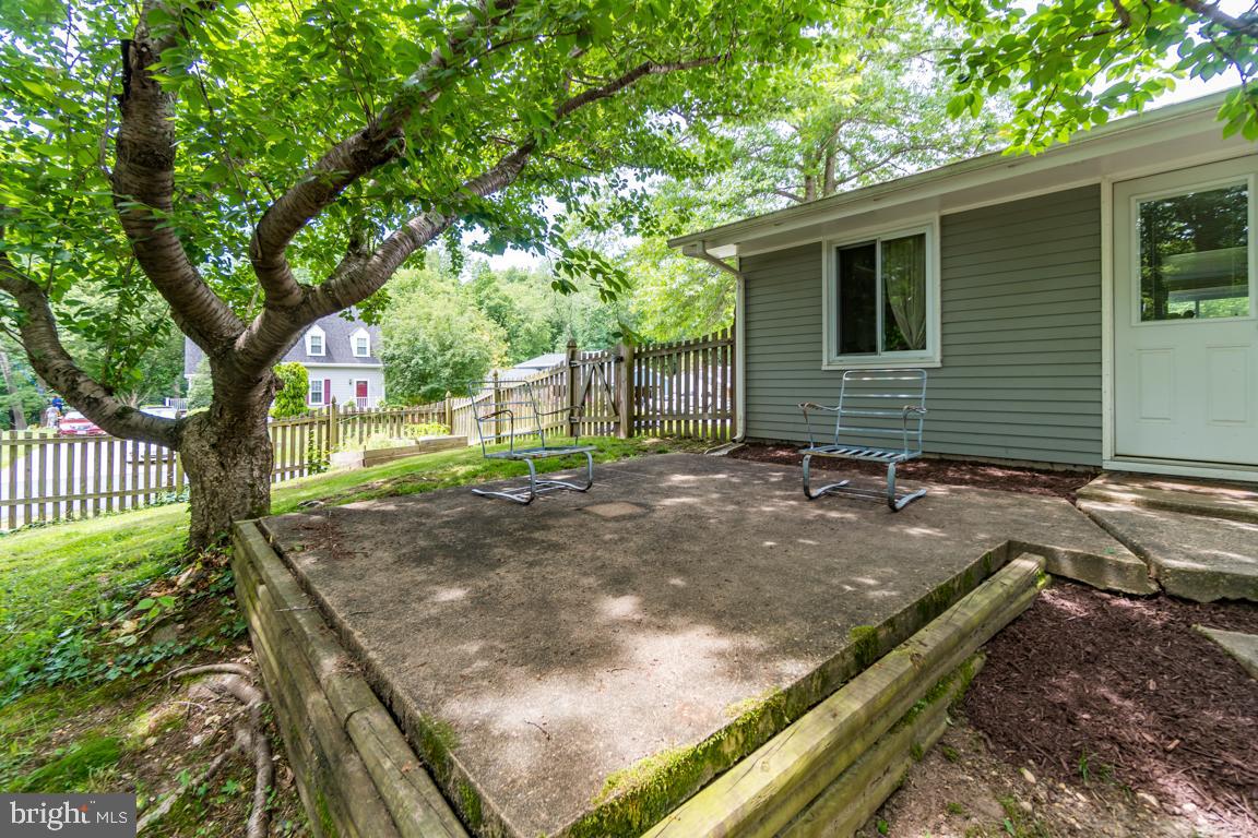 BREEZEWOOD - Residential