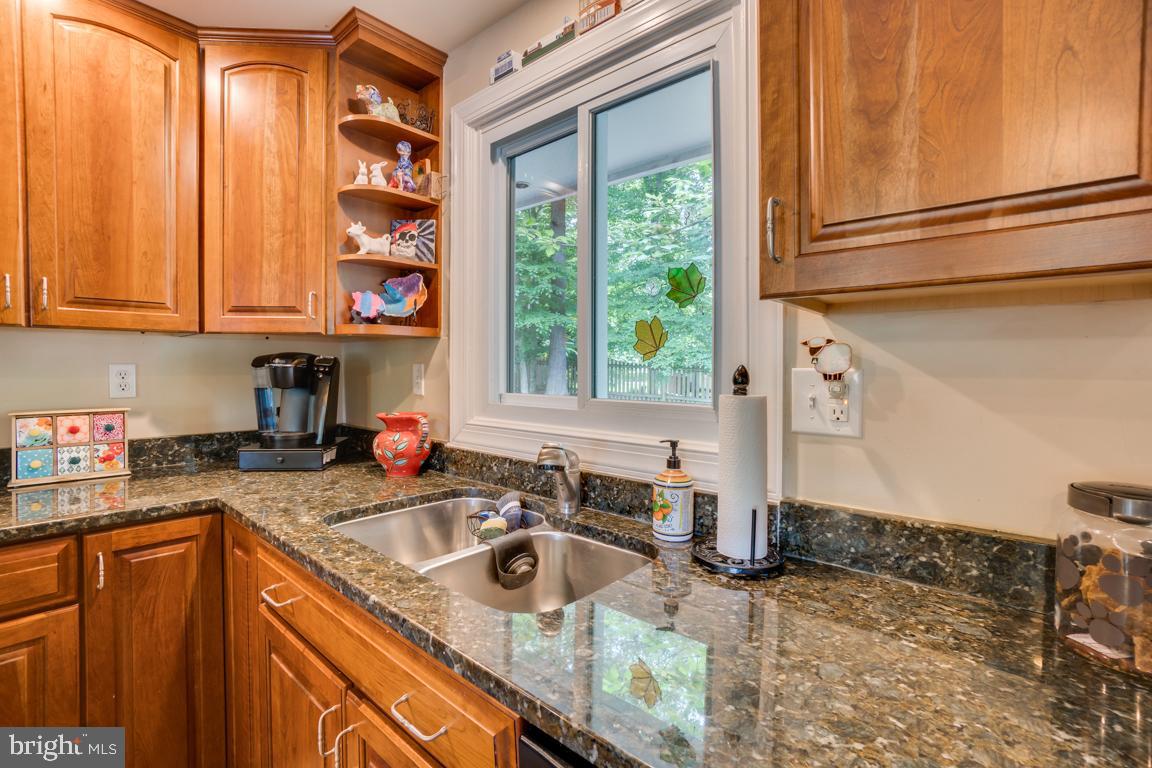 BREEZEWOOD - Residential