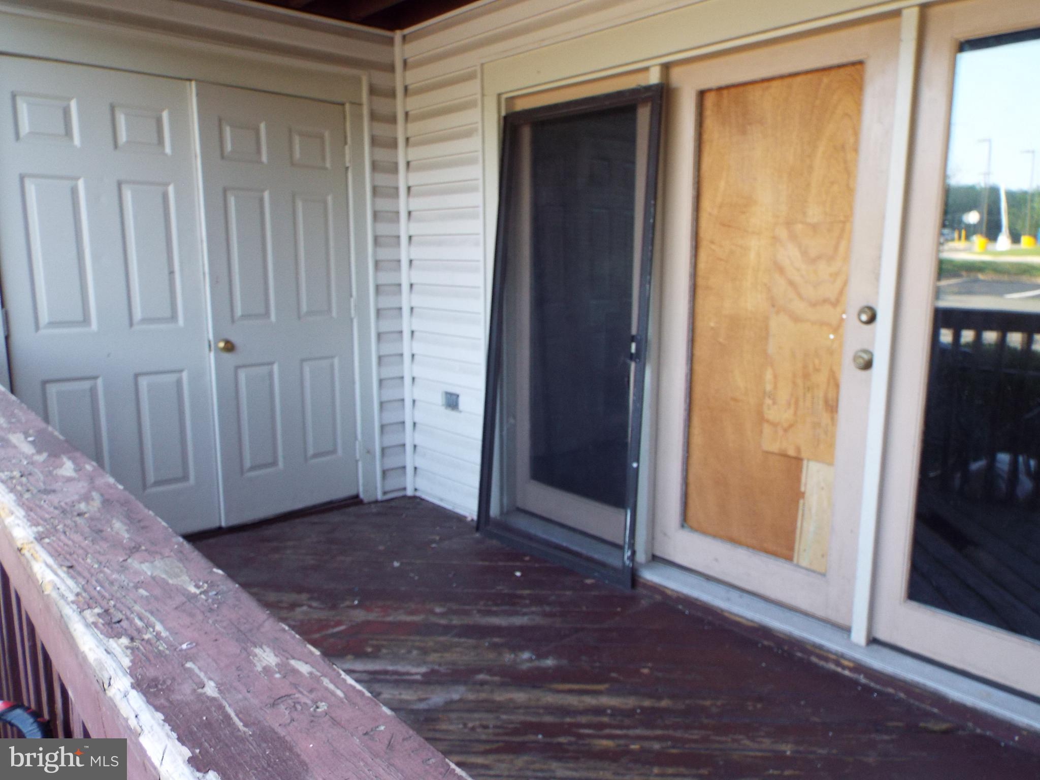 ROLLINGWOOD - Residential