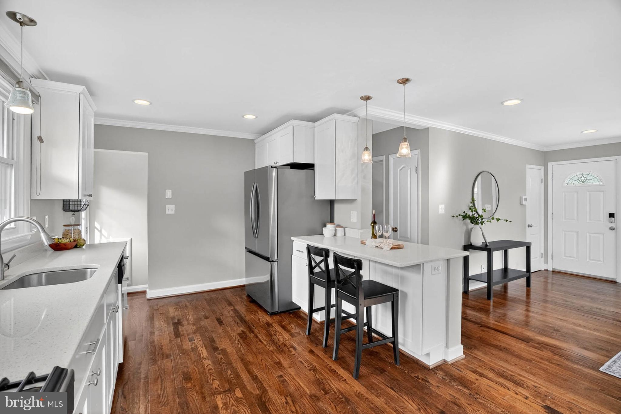 COLONIAL GARDENS - Residential