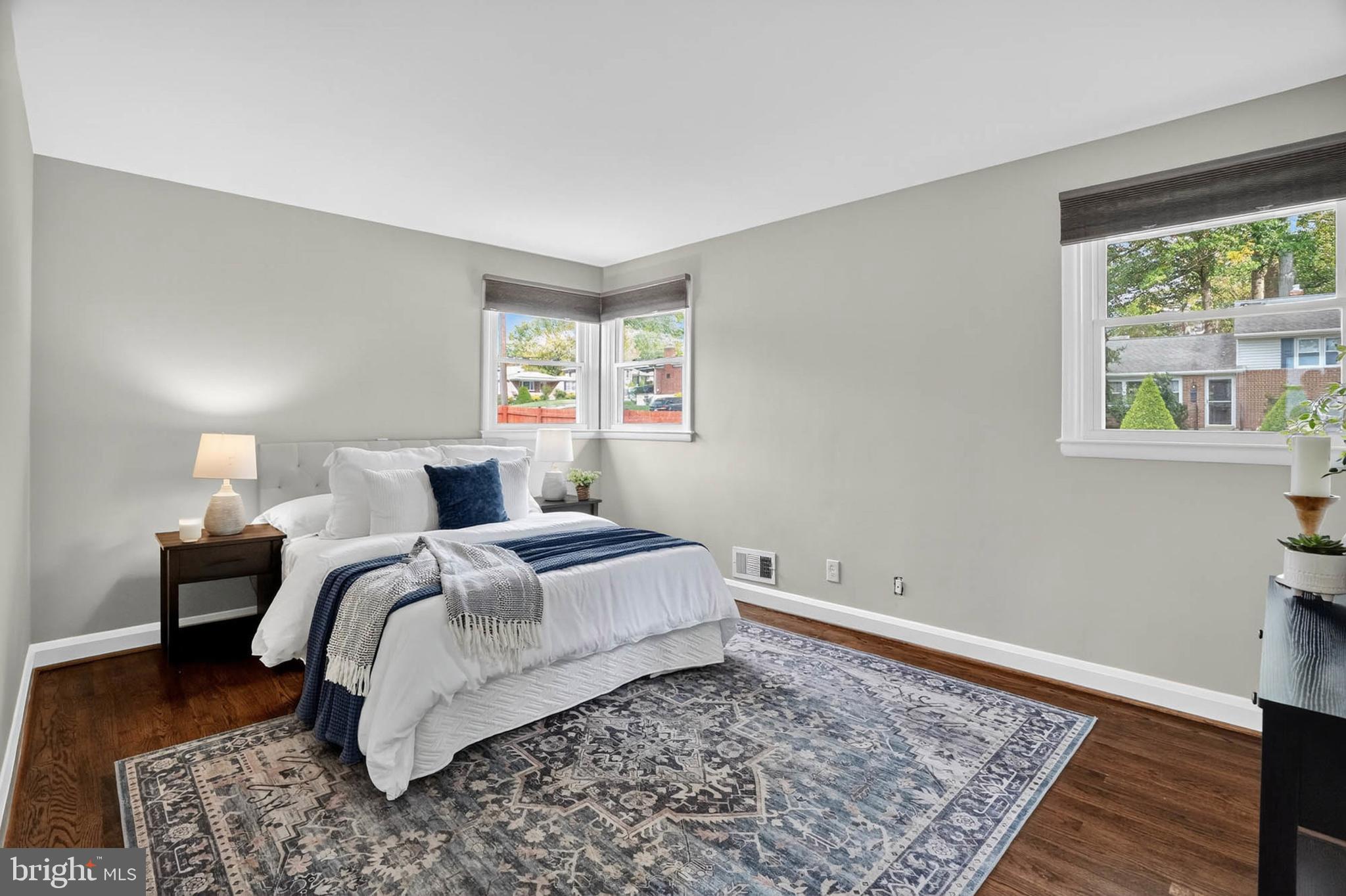 COLONIAL GARDENS - Residential