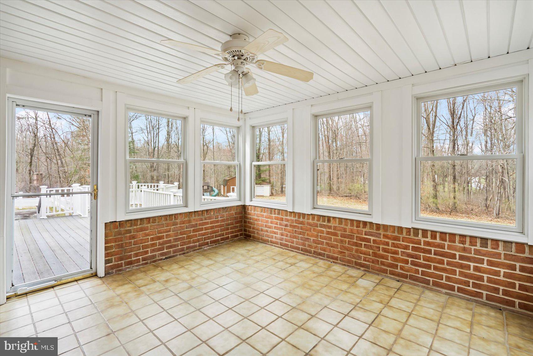 LAKE HILL ESTATES - Residential