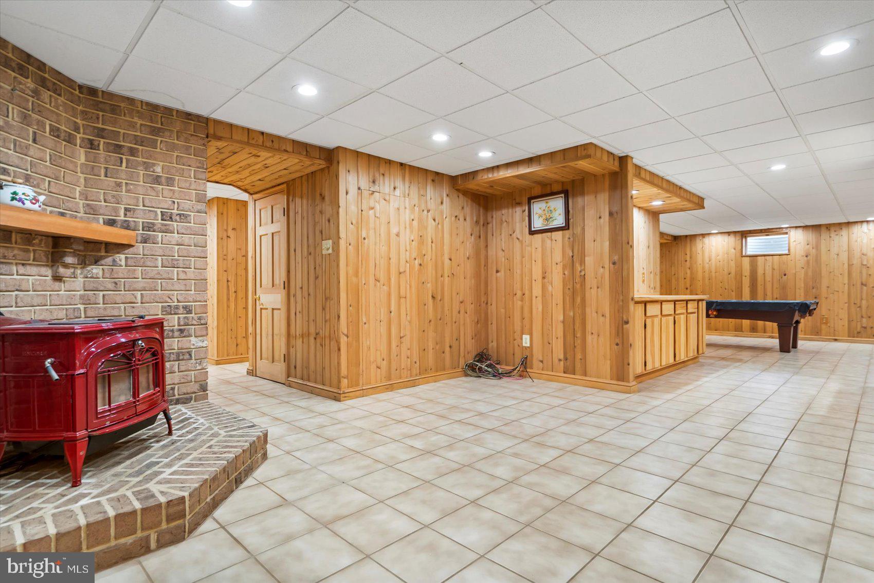 LAKE HILL ESTATES - Residential