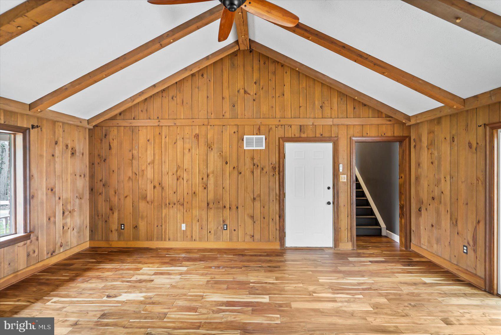 LAKE HILL ESTATES - Residential