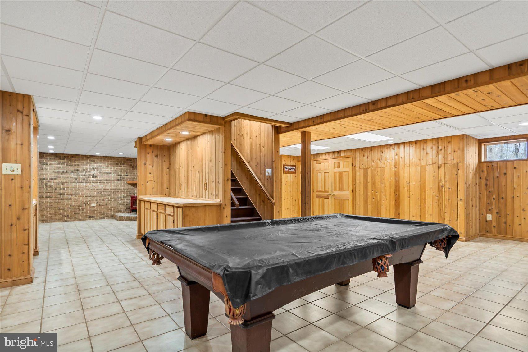 LAKE HILL ESTATES - Residential