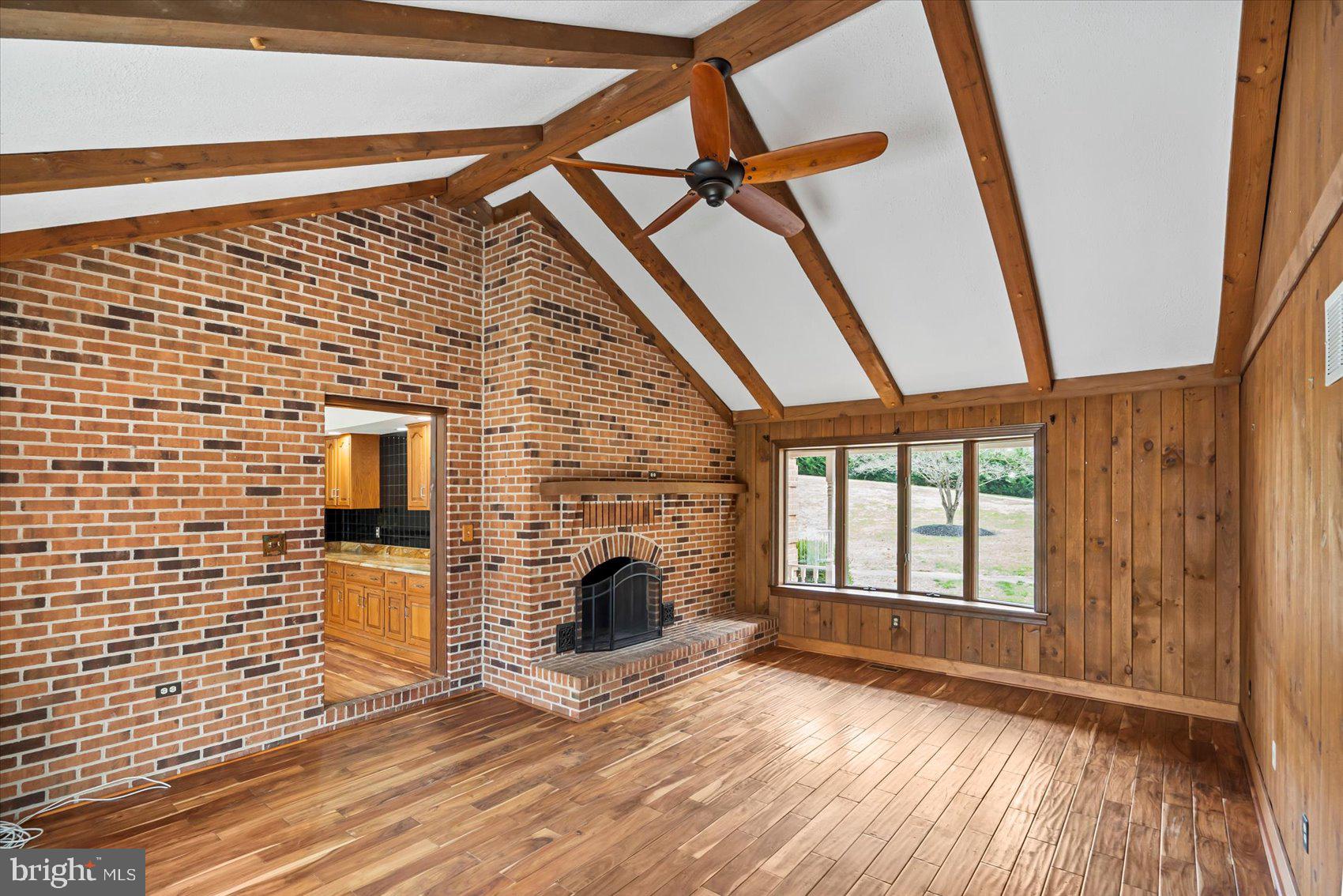 LAKE HILL ESTATES - Residential