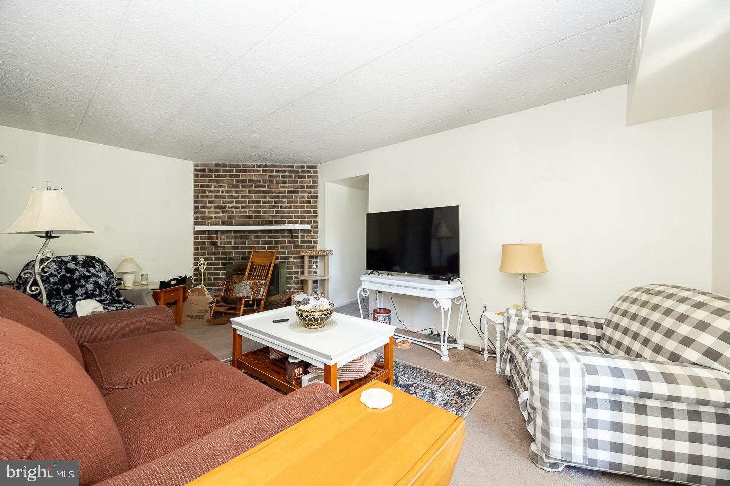 1709 VALLEY DRIVE 1709