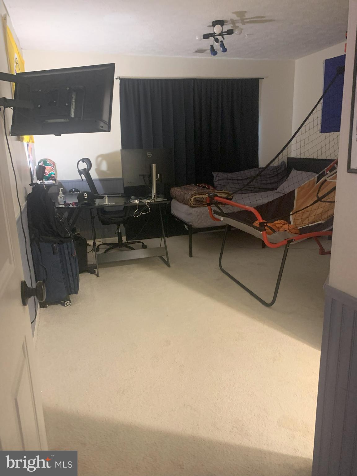 RIDERS RIDGE - Residential Lease