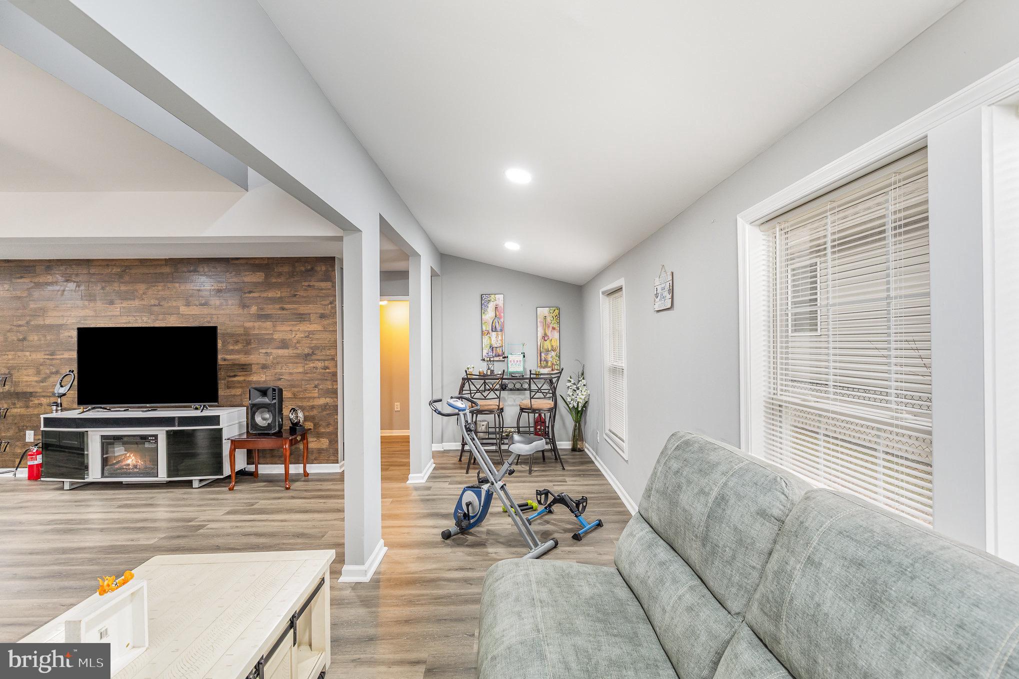 TOWN OF COLONIAL BEACH - Residential Lease