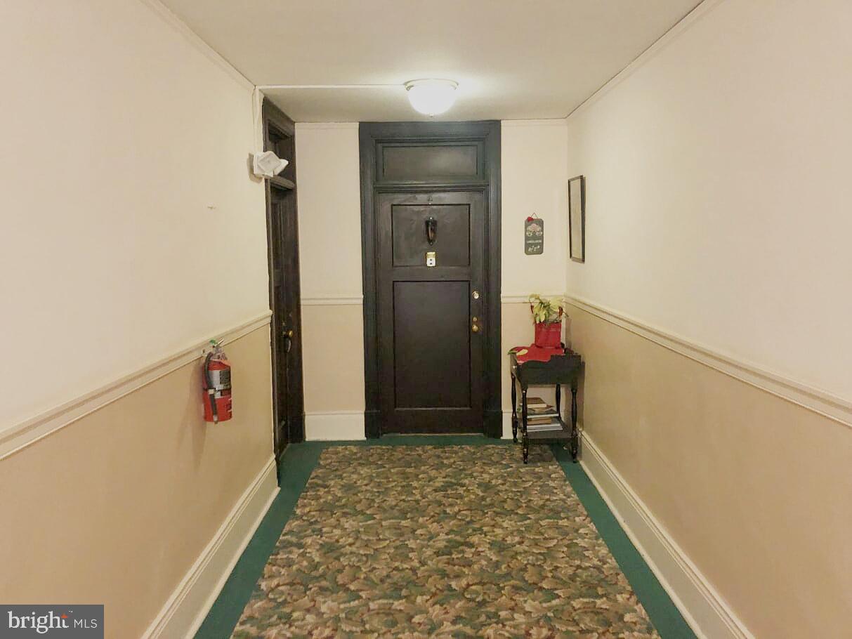 ROLAND PARK - Residential