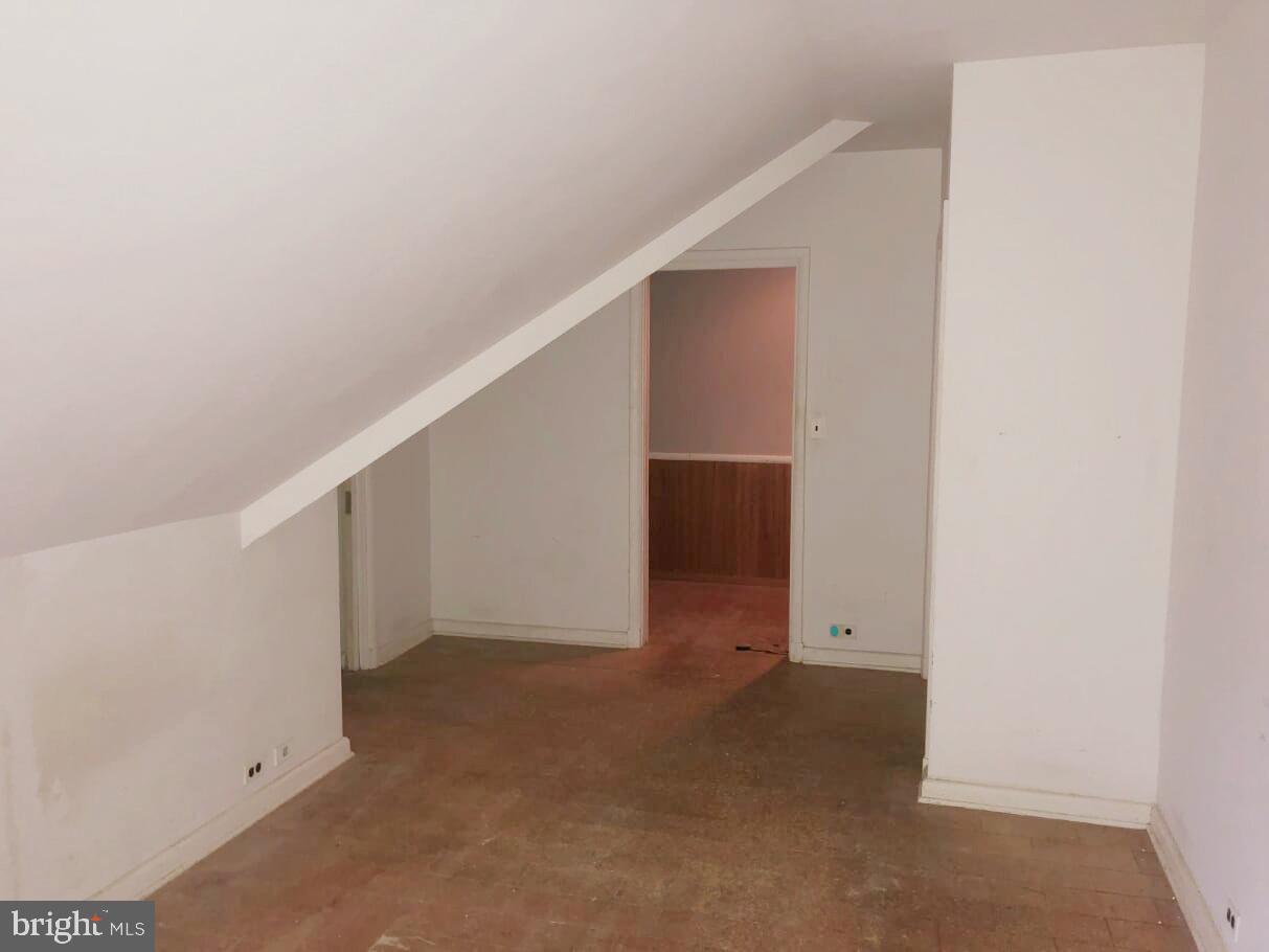 ROLAND PARK - Residential