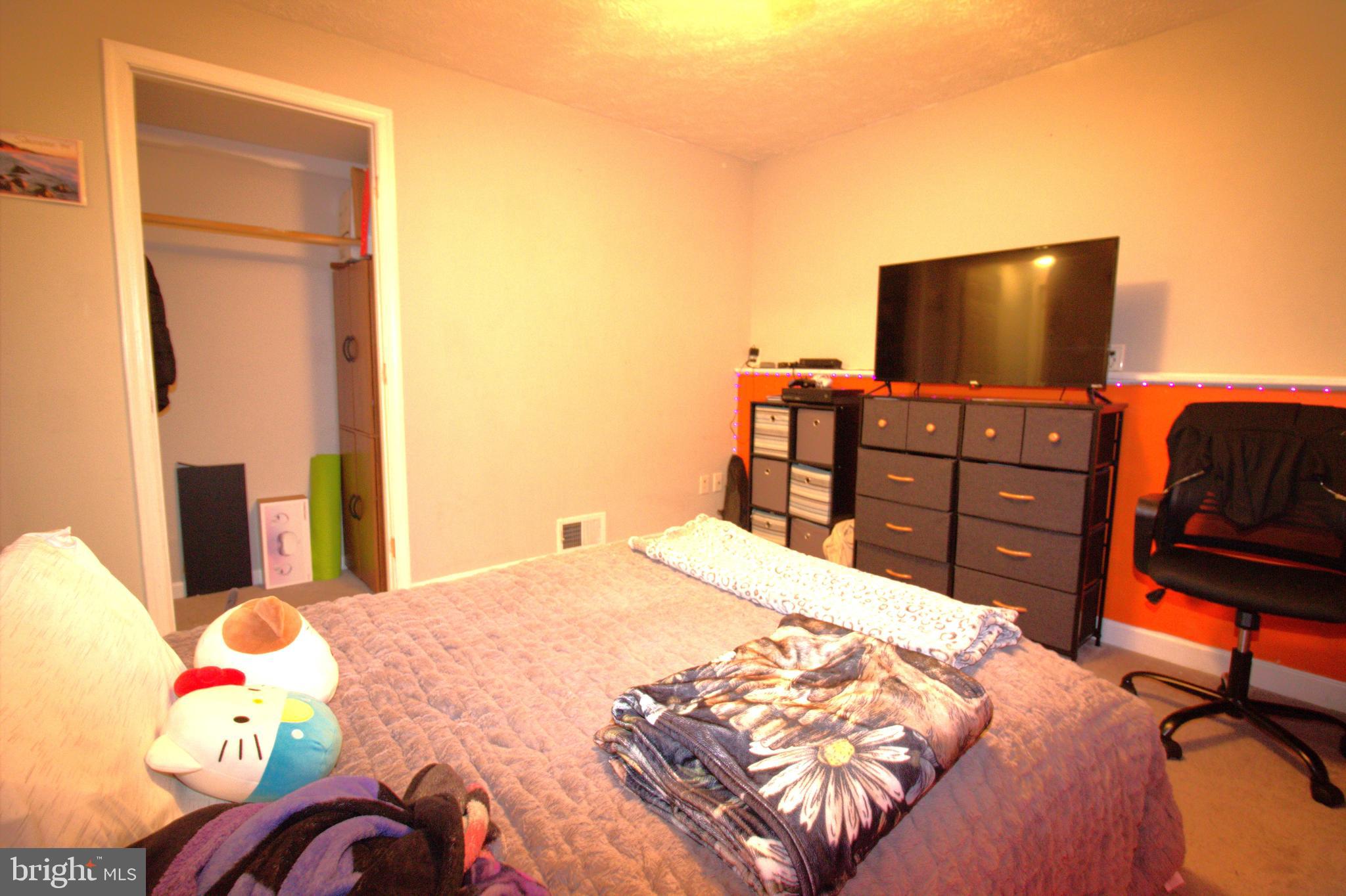 EMMORTON - Residential