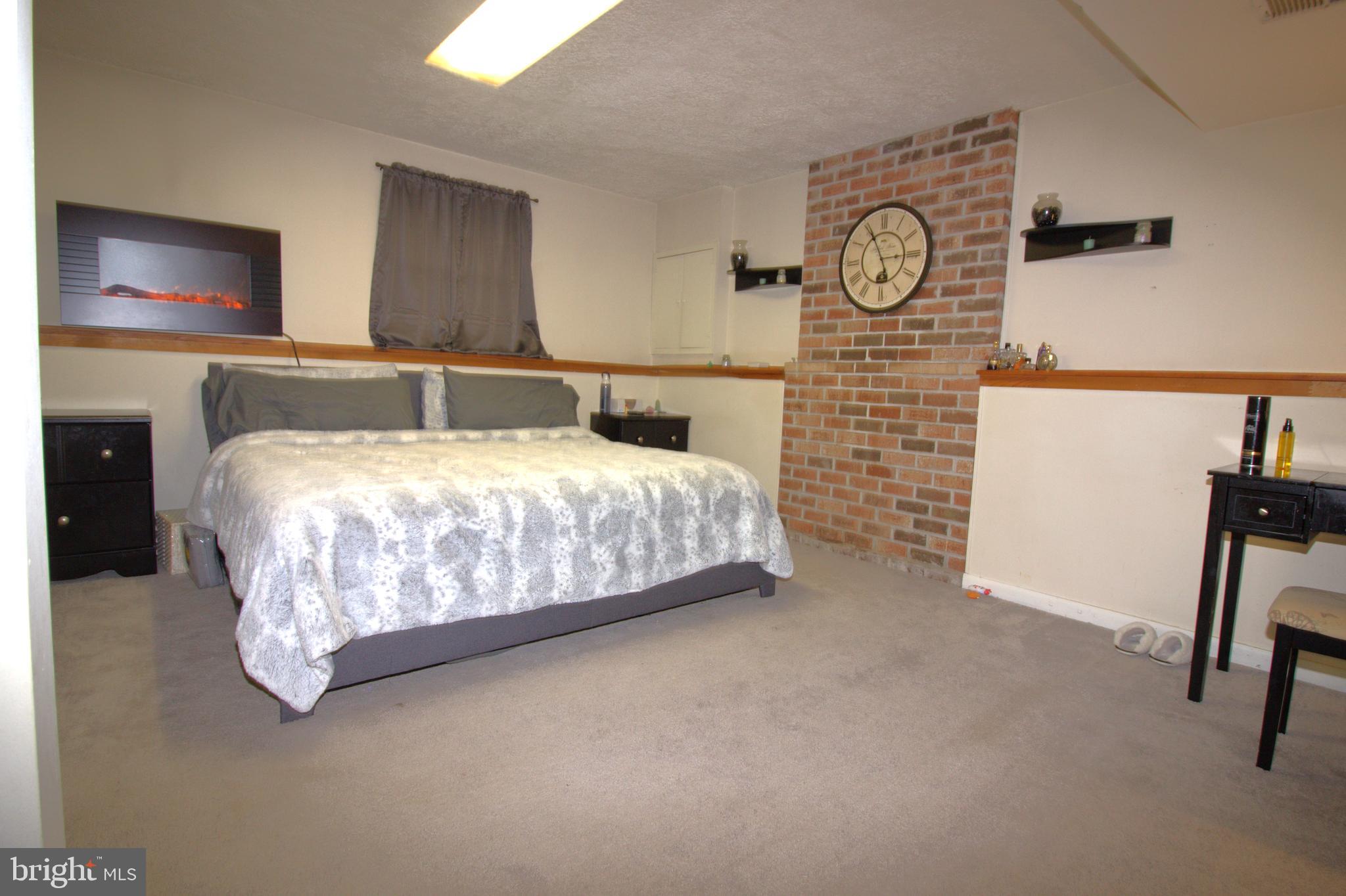 EMMORTON - Residential