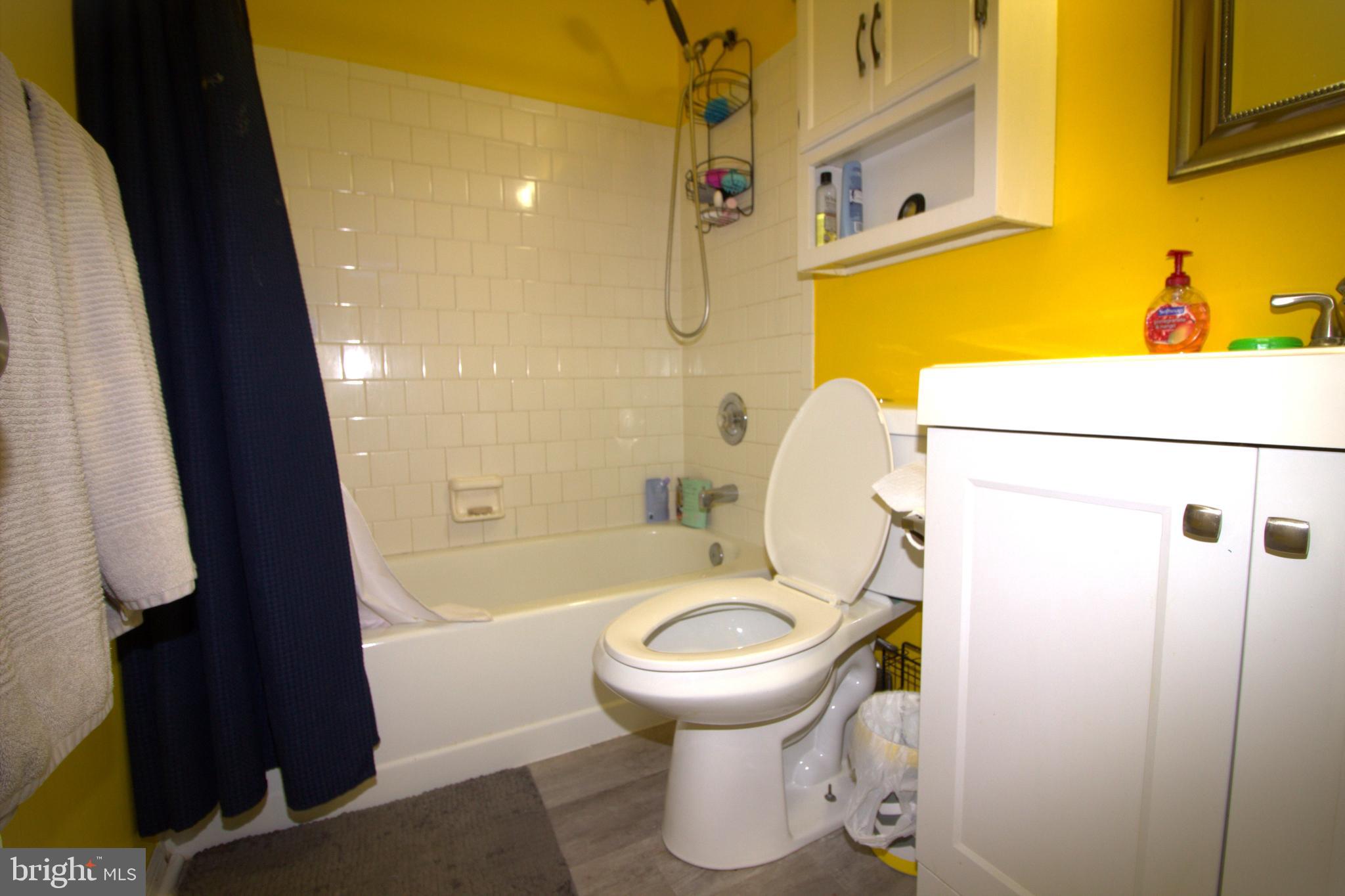 EMMORTON - Residential