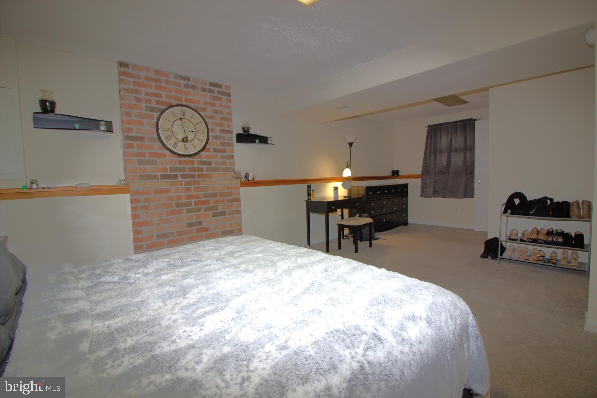 EMMORTON - Residential