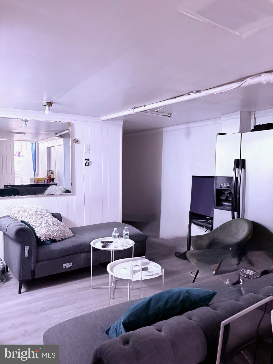 ELMWOOD PARK - Residential