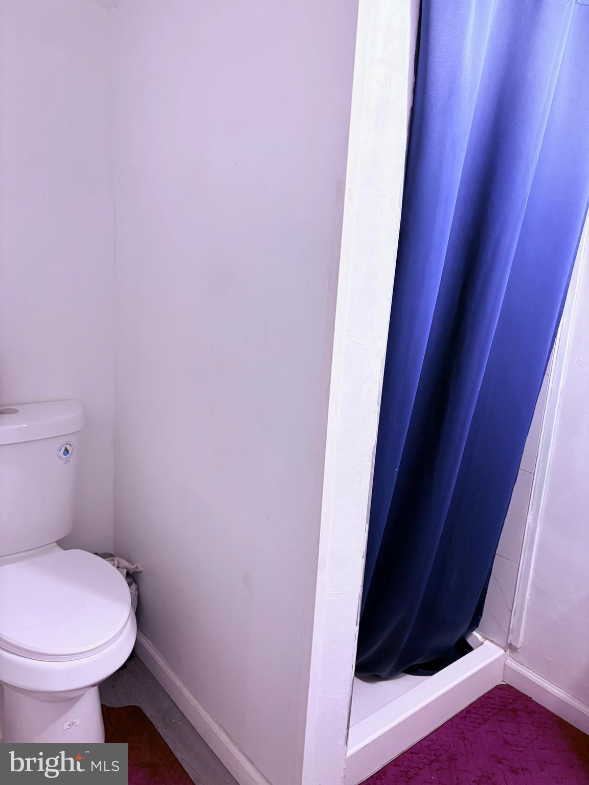 ELMWOOD PARK - Residential