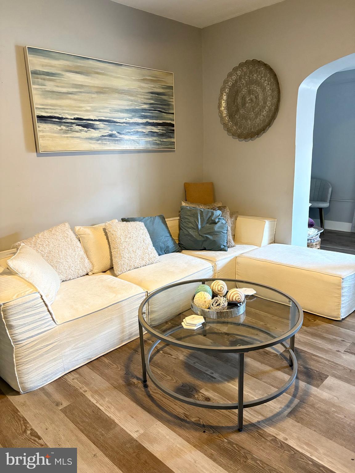 ELMWOOD PARK - Residential