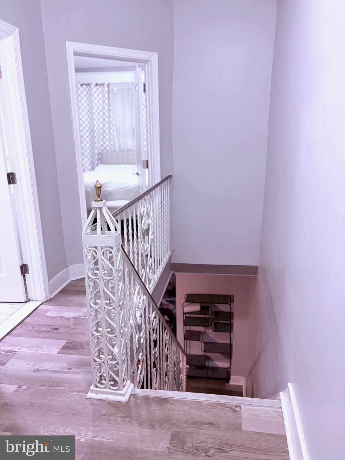 ELMWOOD PARK - Residential