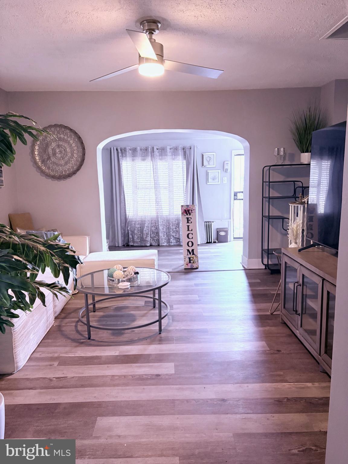 ELMWOOD PARK - Residential