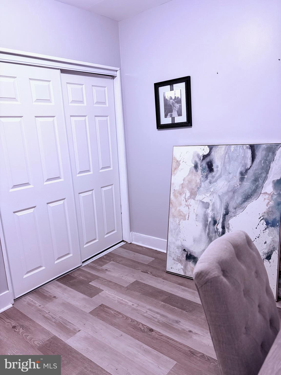 ELMWOOD PARK - Residential