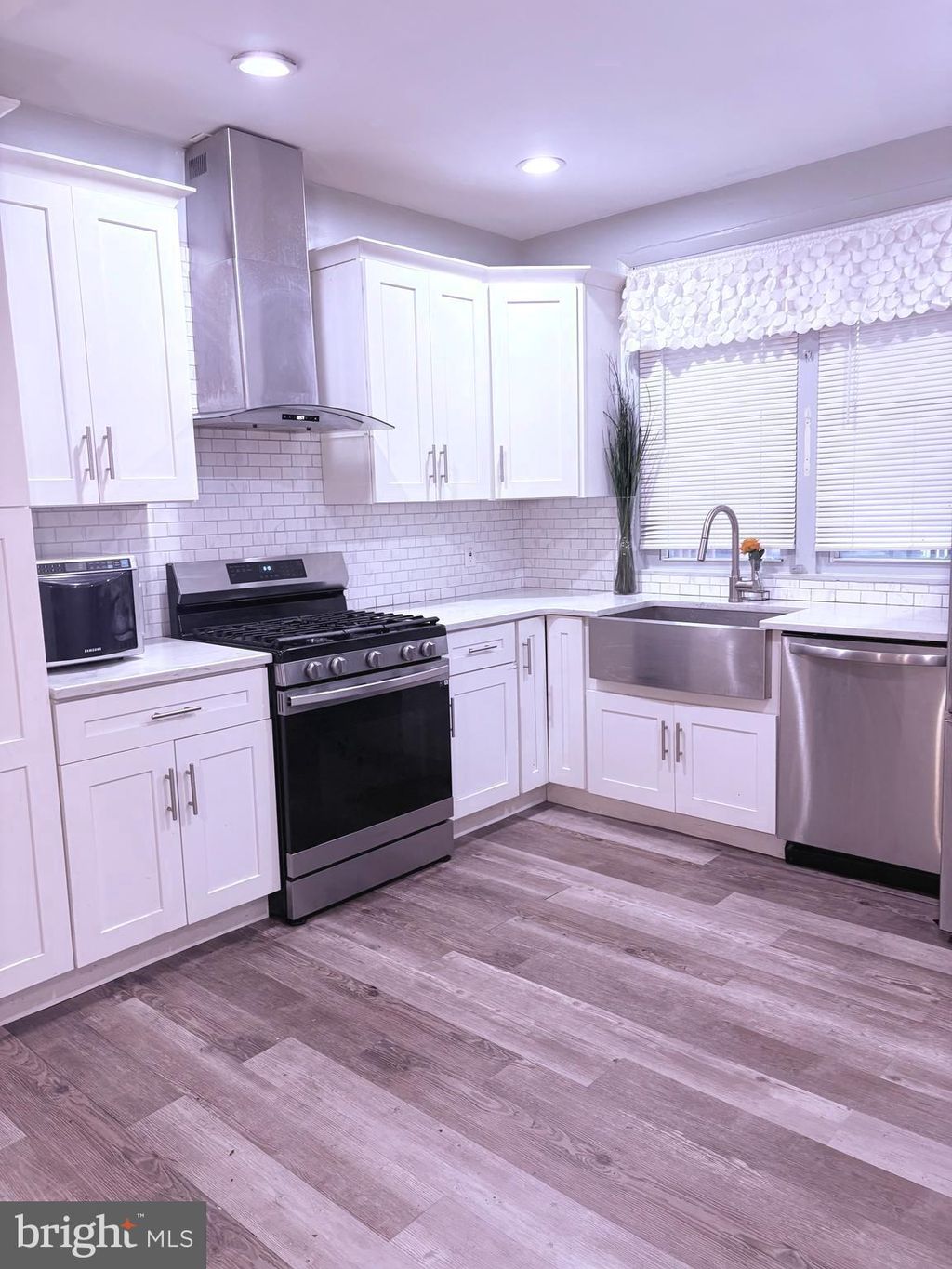 Photo of 7326 Dicks Avenue, PHILADELPHIA, PA 19153 (MLS # PAPH2548830)