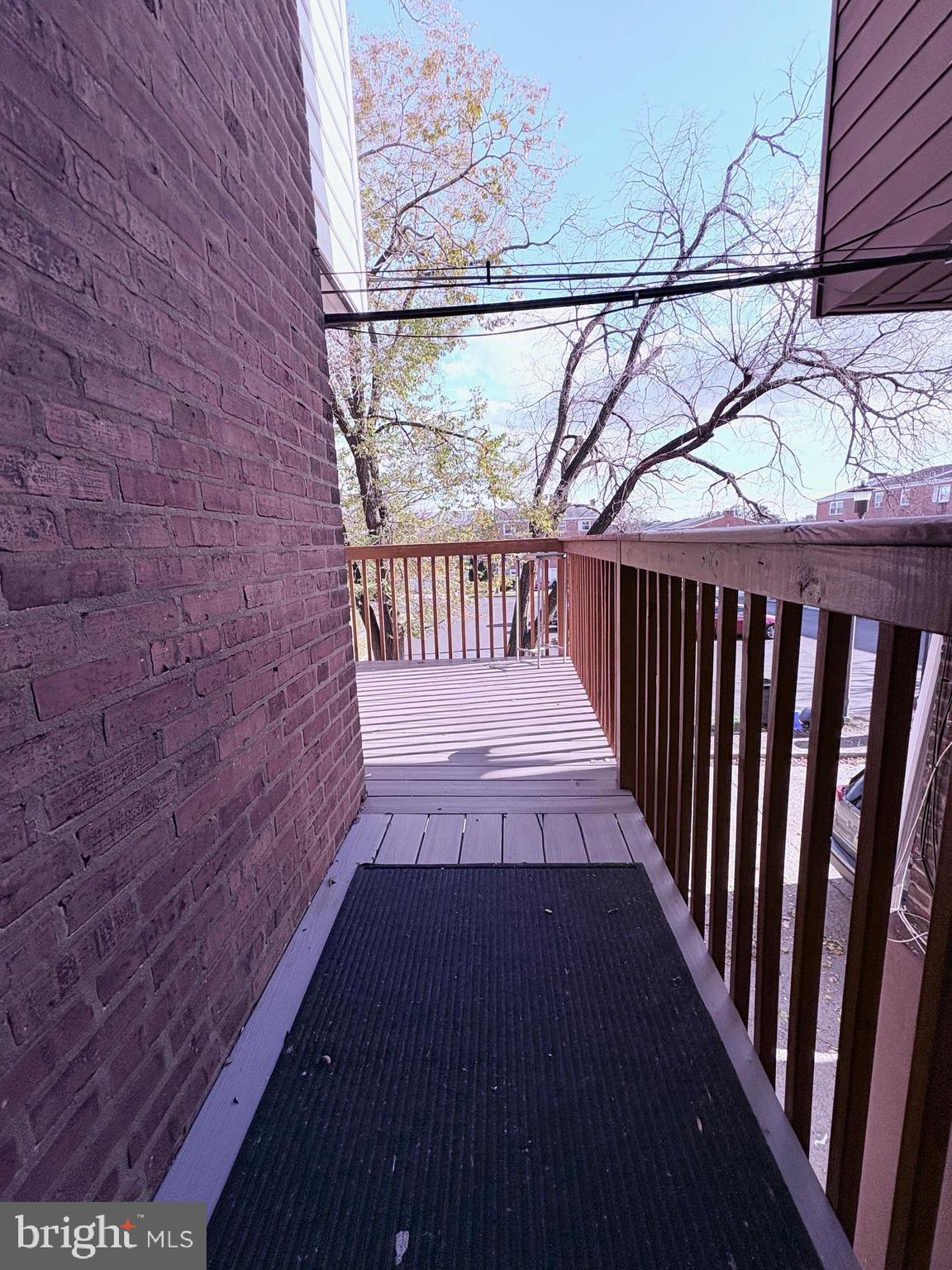 ELMWOOD PARK - Residential