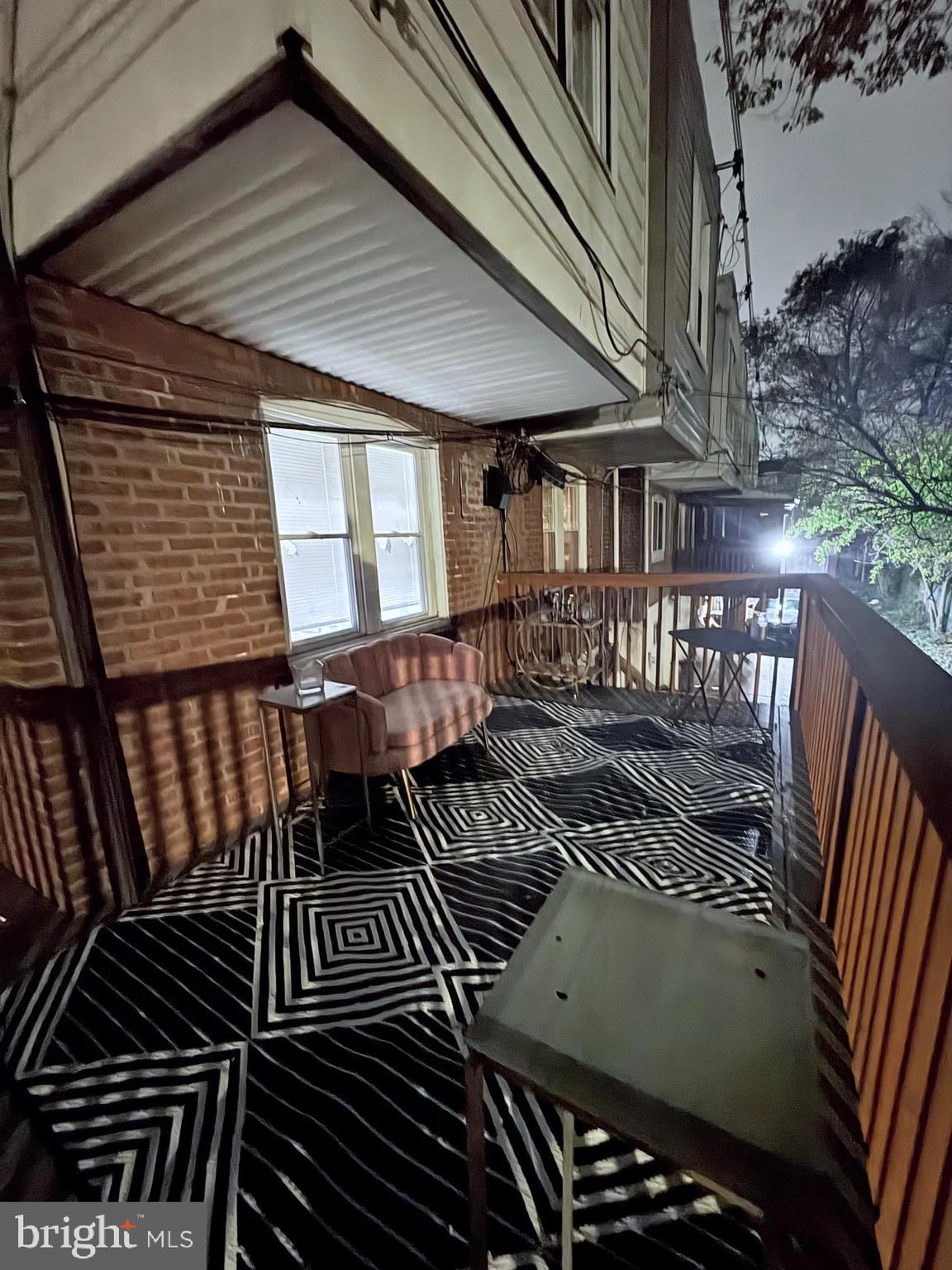 ELMWOOD PARK - Residential