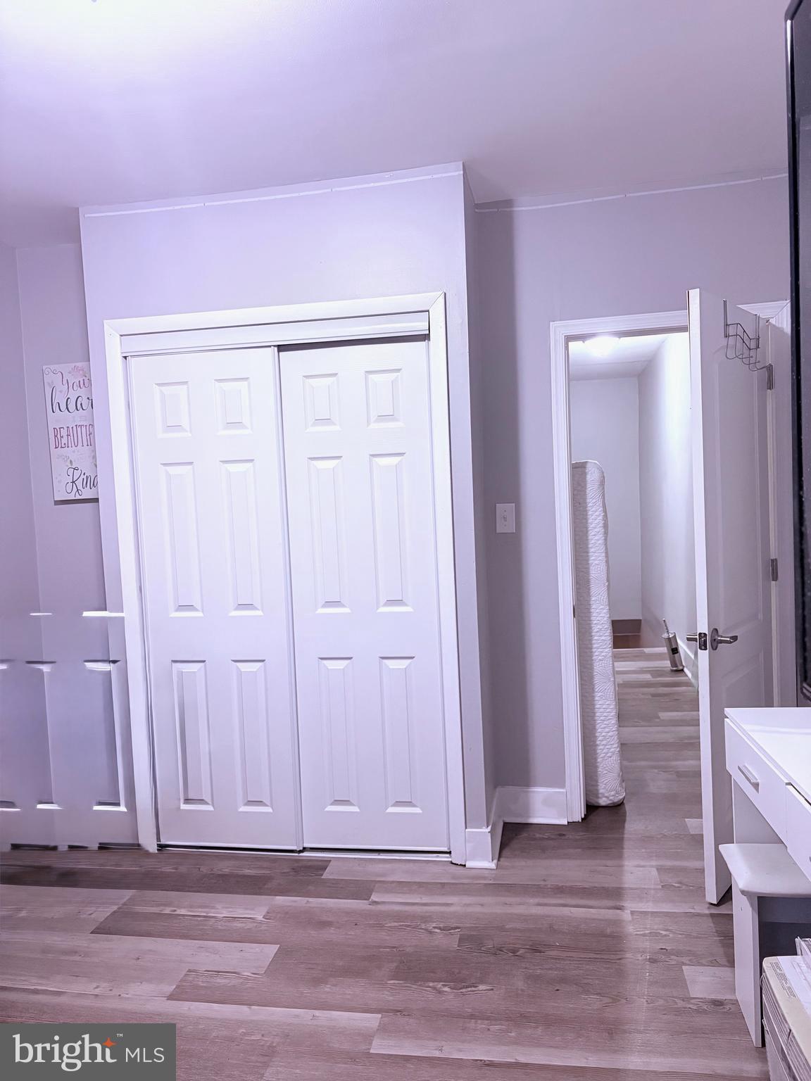 ELMWOOD PARK - Residential