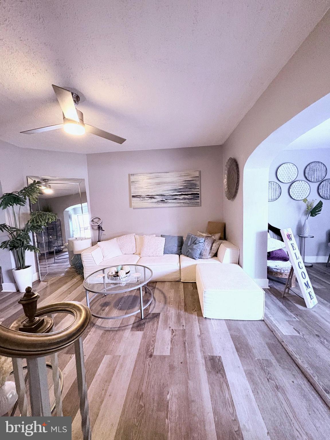 ELMWOOD PARK - Residential