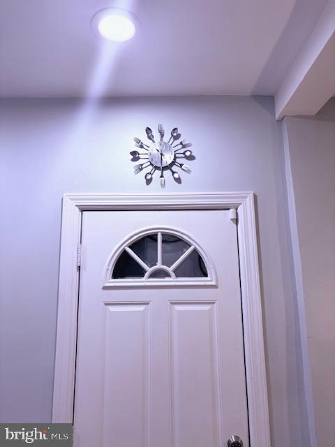 ELMWOOD PARK - Residential