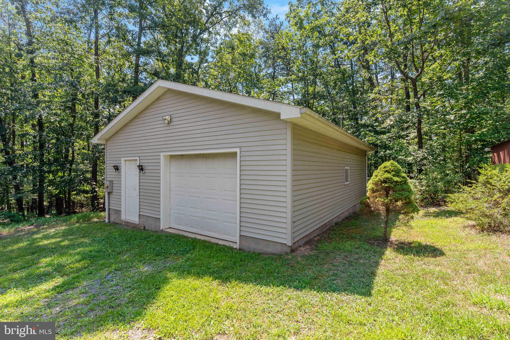 6189 MILO SCHOOL ROAD