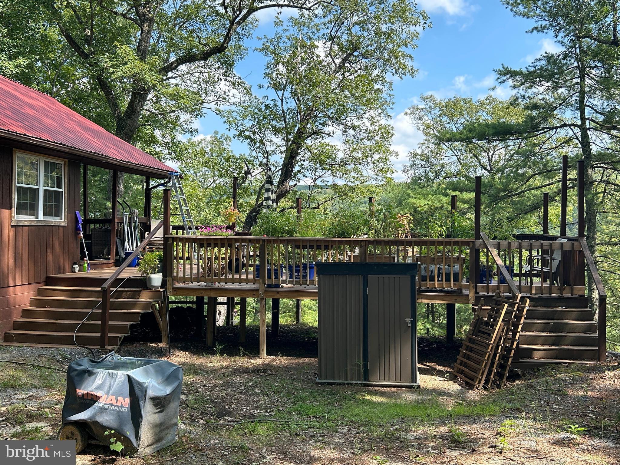 RITTERS HIDDEN VALLEY ESTATES - Residential