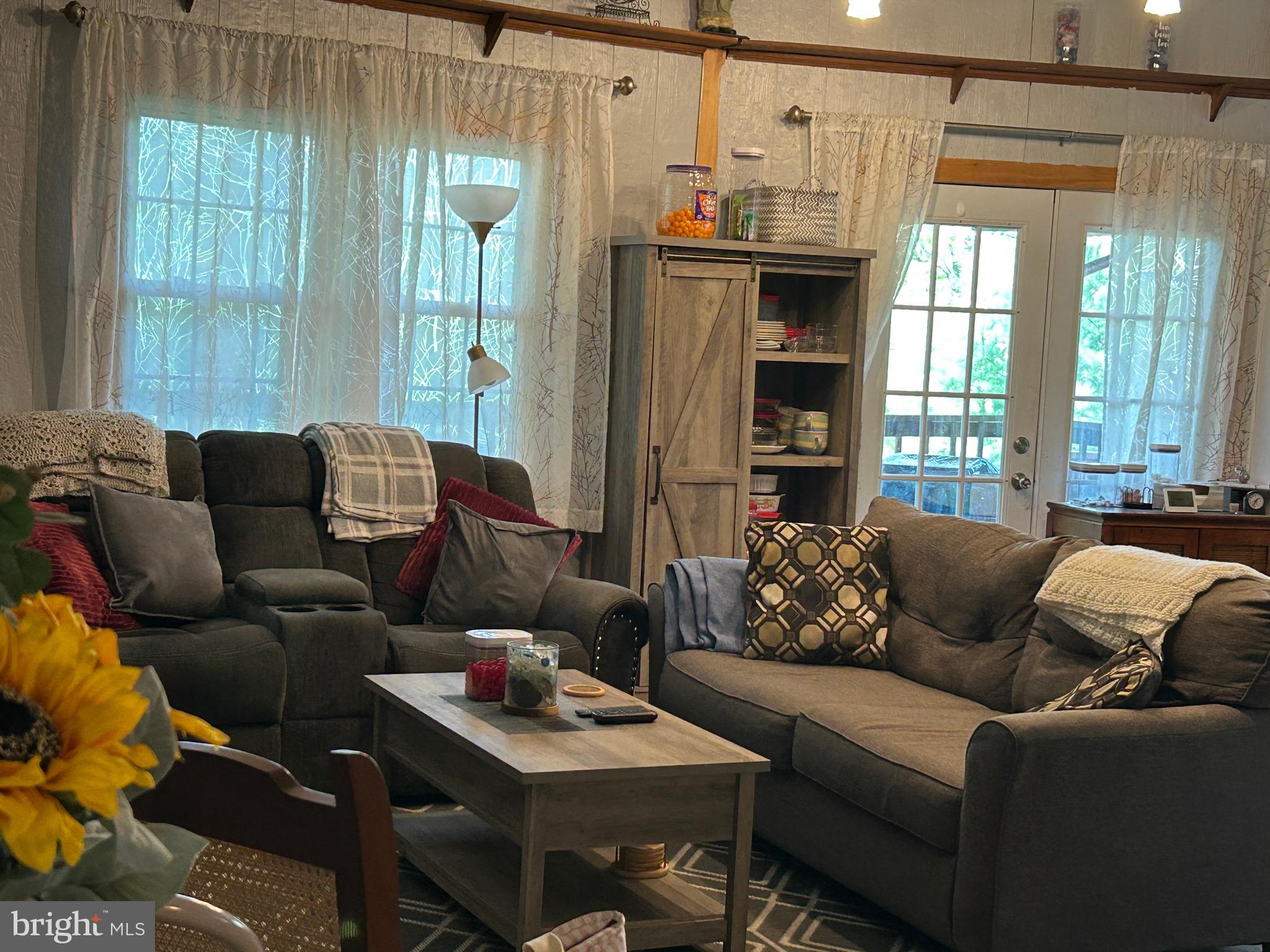 RITTERS HIDDEN VALLEY ESTATES - Residential