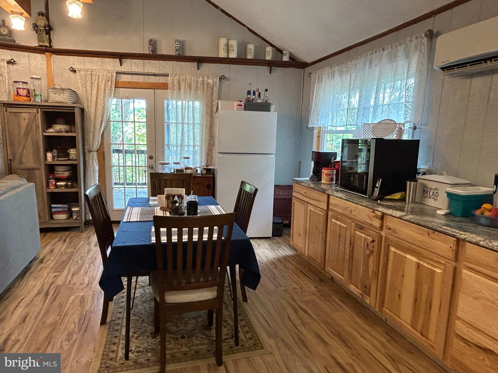 RITTERS HIDDEN VALLEY ESTATES - Residential