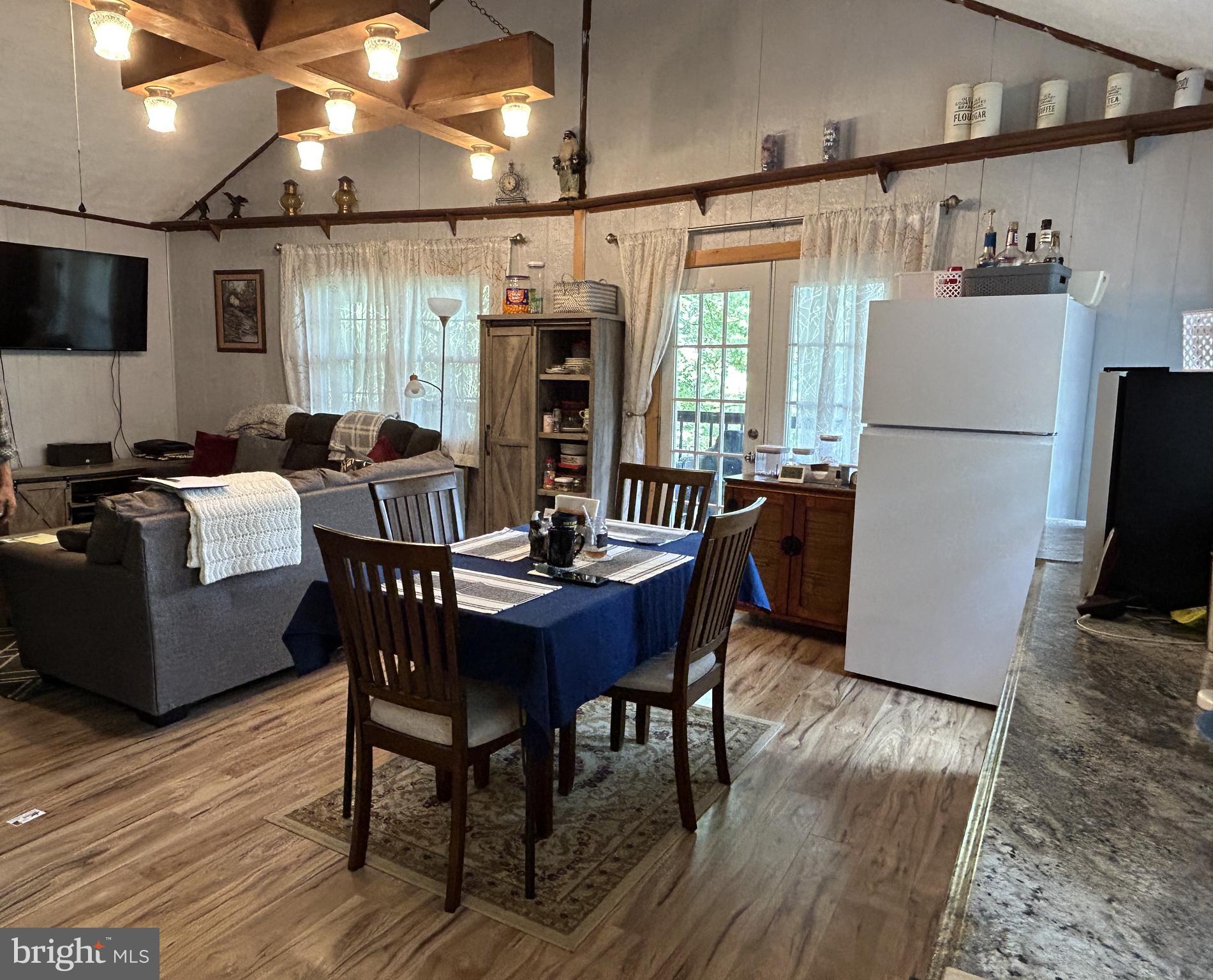 RITTERS HIDDEN VALLEY ESTATES - Residential