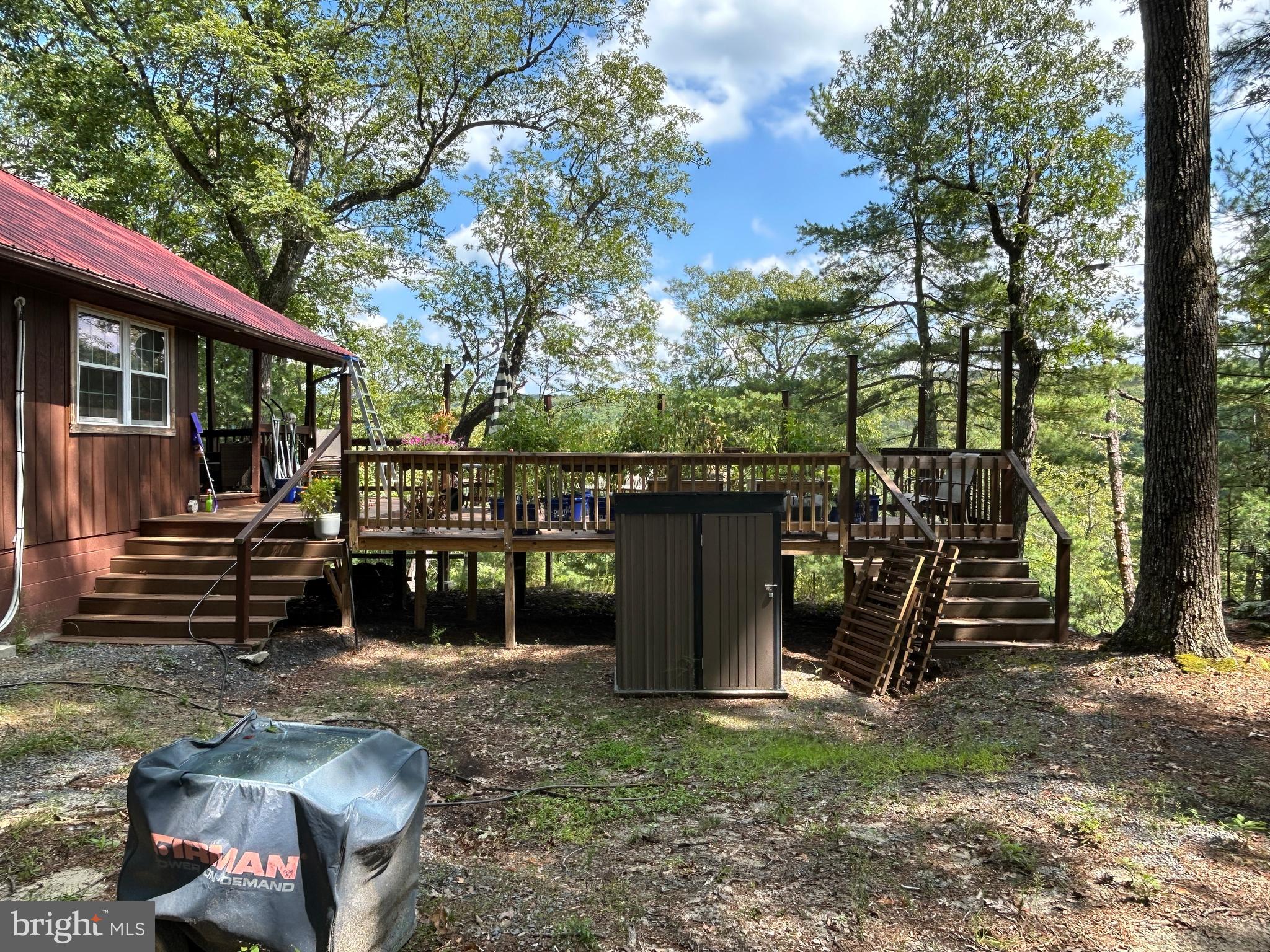 RITTERS HIDDEN VALLEY ESTATES - Residential