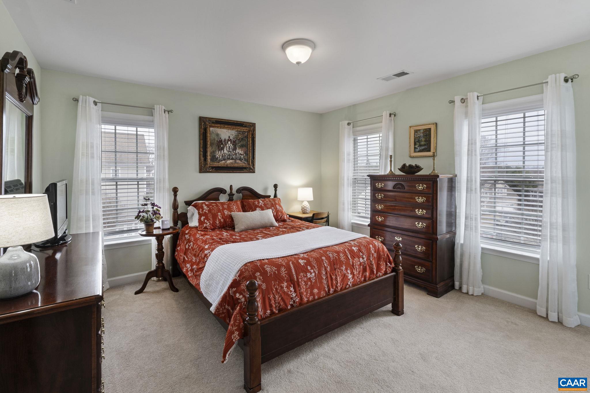 SPRING CREEK - Residential