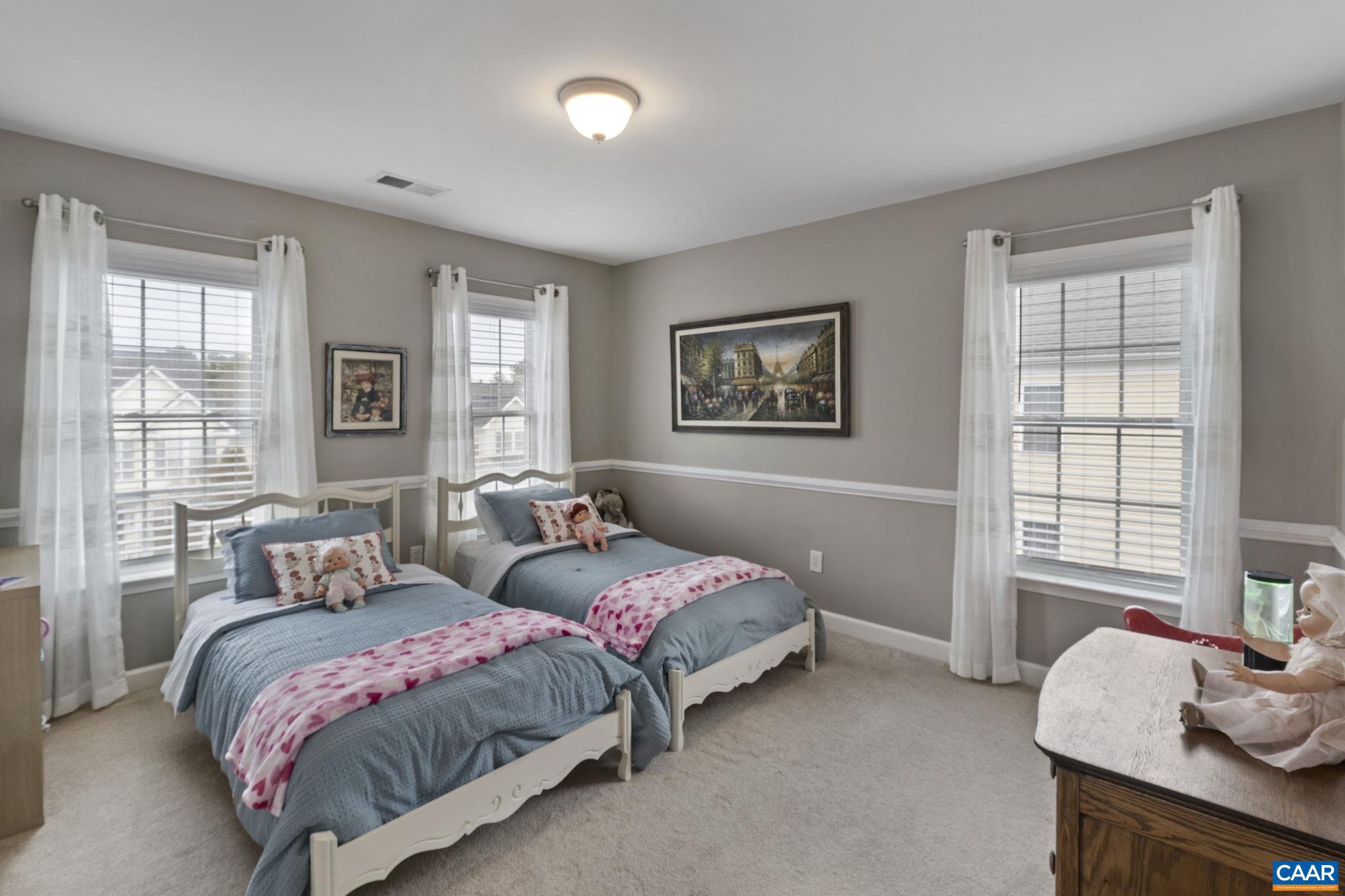 SPRING CREEK - Residential