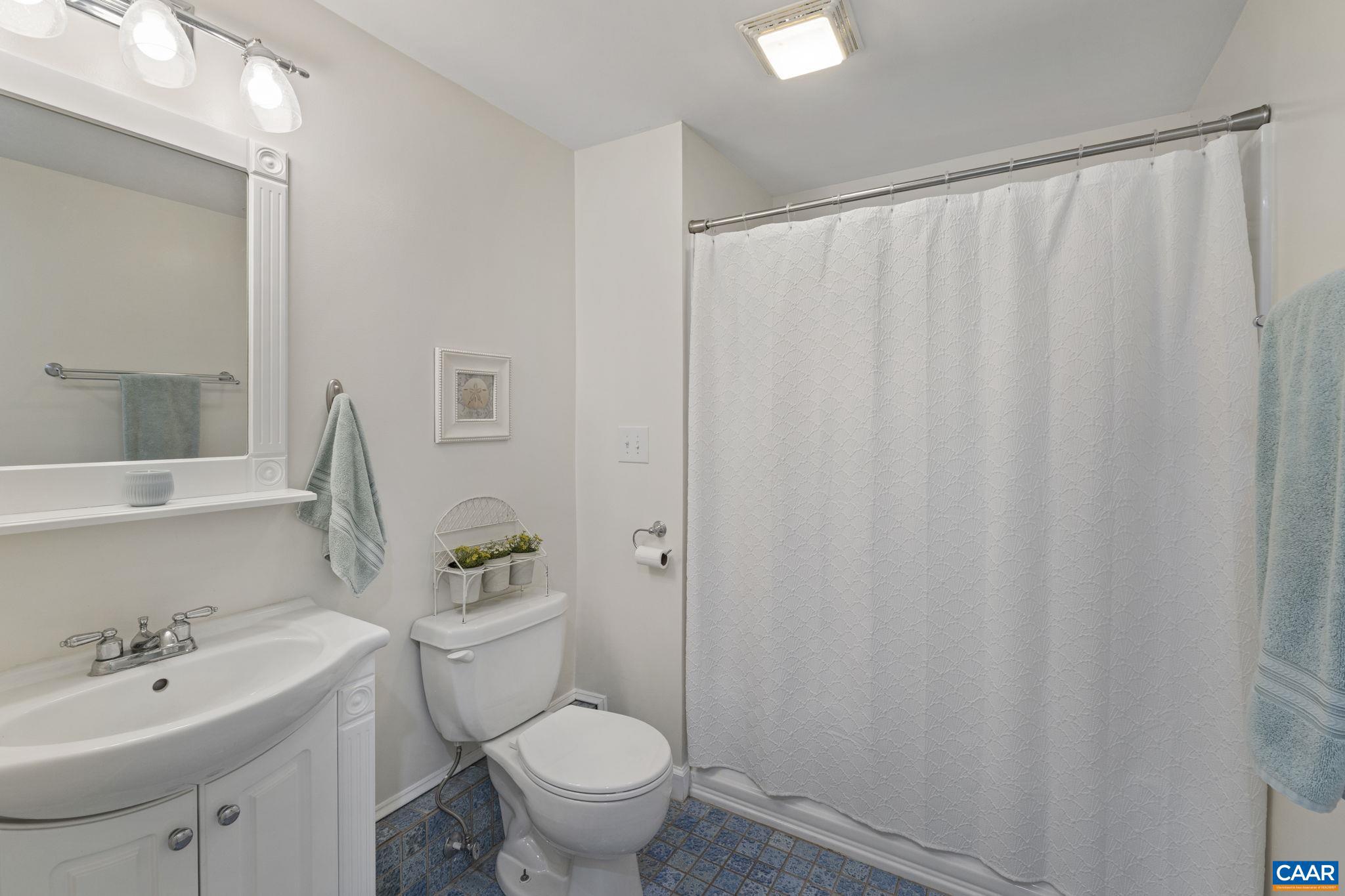 SPRING CREEK - Residential