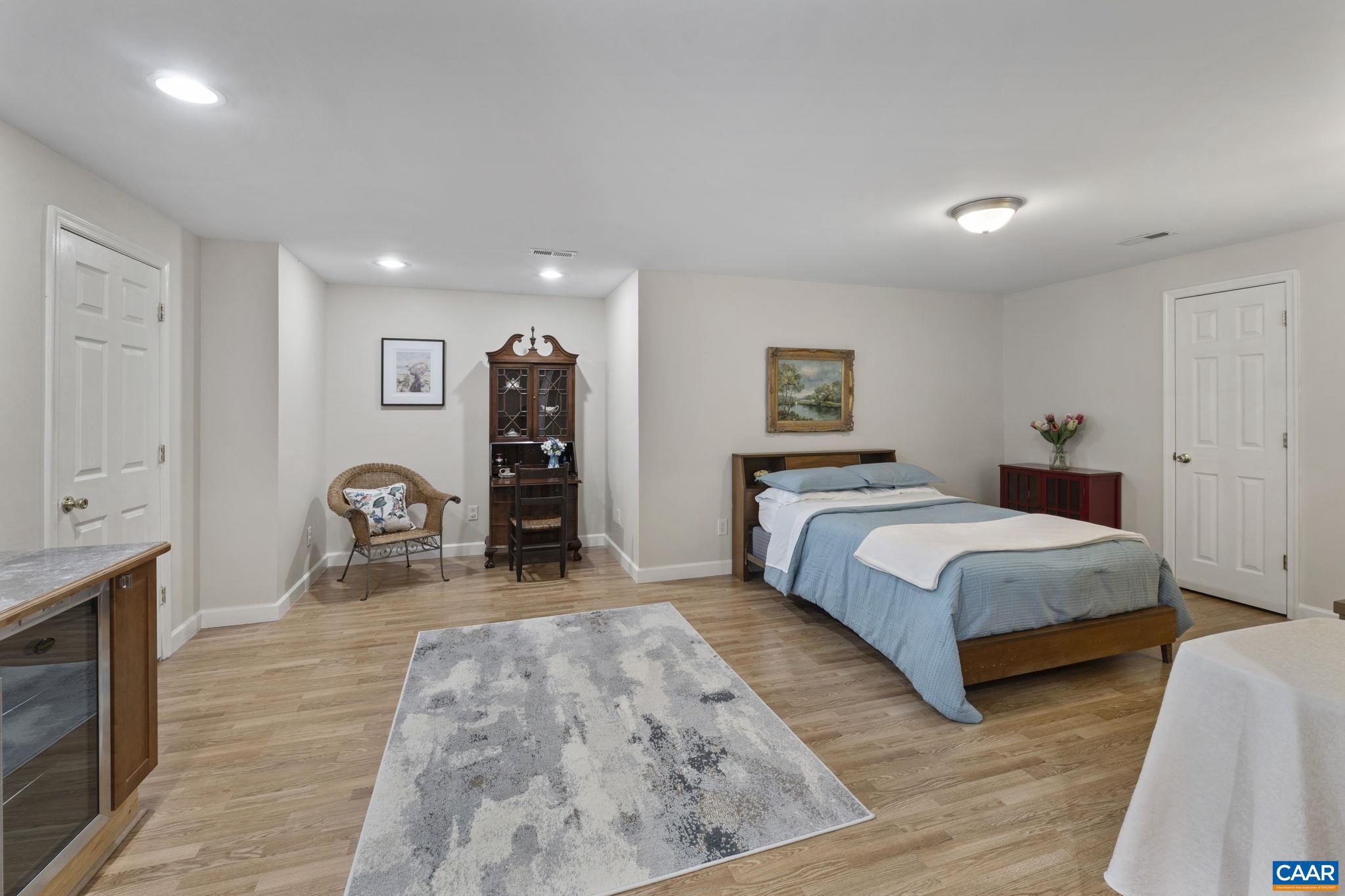 SPRING CREEK - Residential