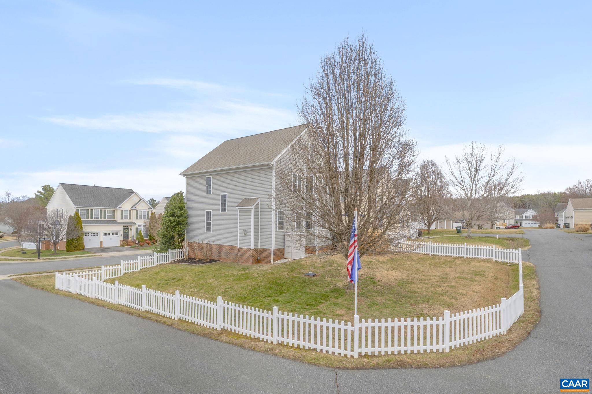 SPRING CREEK - Residential