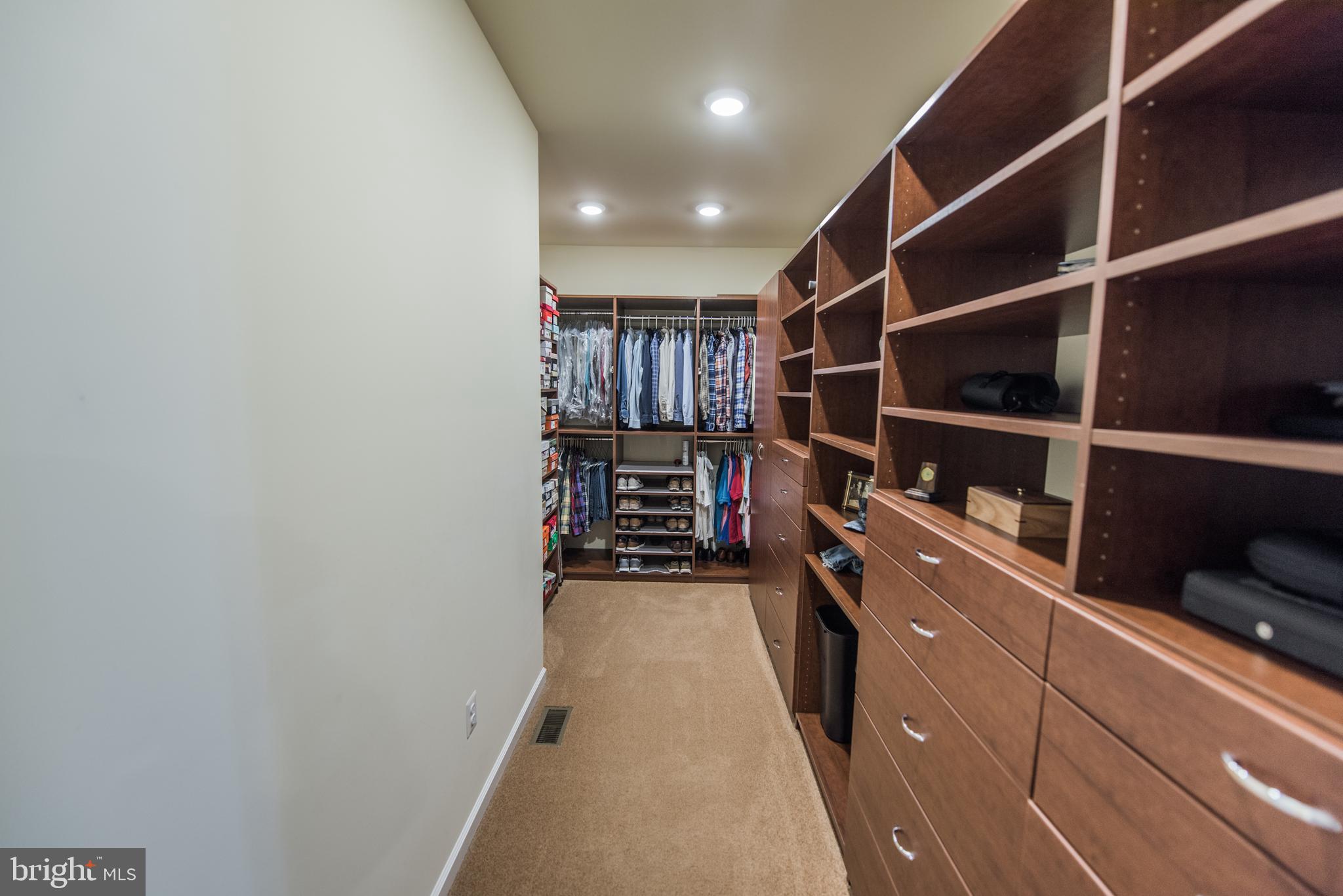 SHEPHERDS RETREAT - Residential