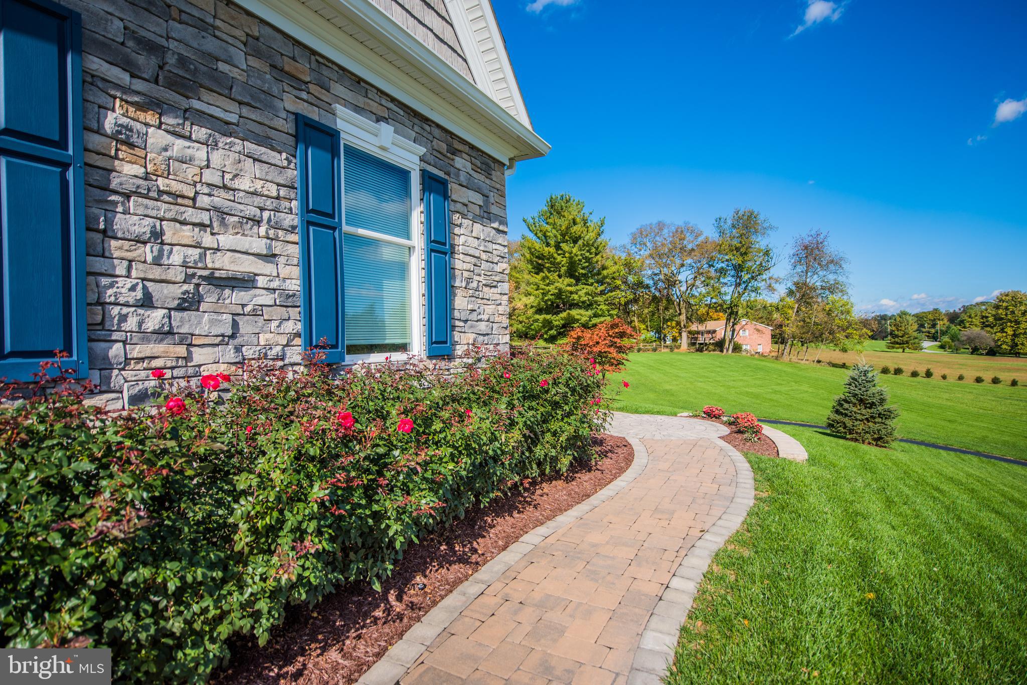 SHEPHERDS RETREAT - Residential