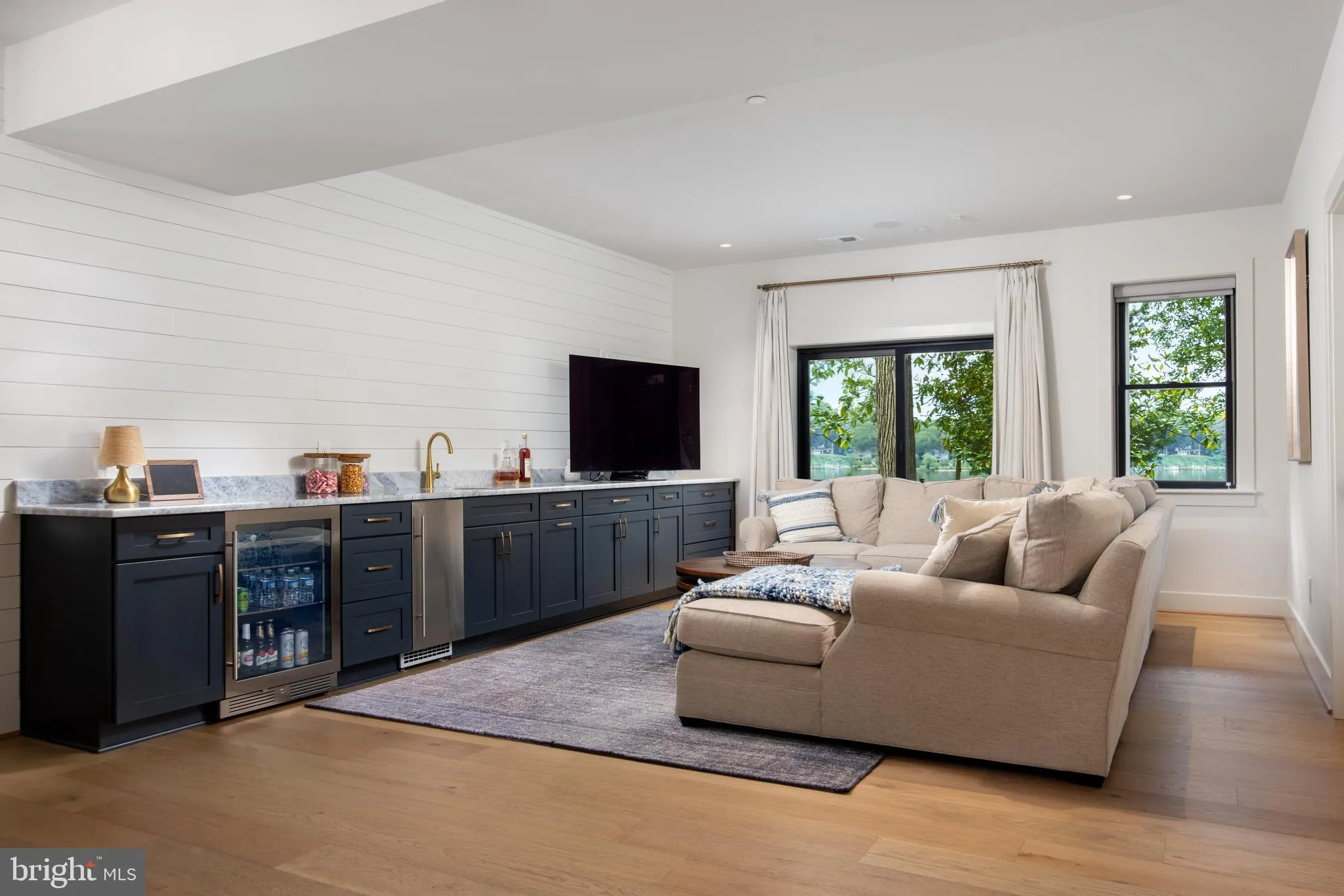 Annapolis, Maryland 21409, United States, 5 Bedrooms Bedrooms, ,5 BathroomsBathrooms,Residential,Active,249471