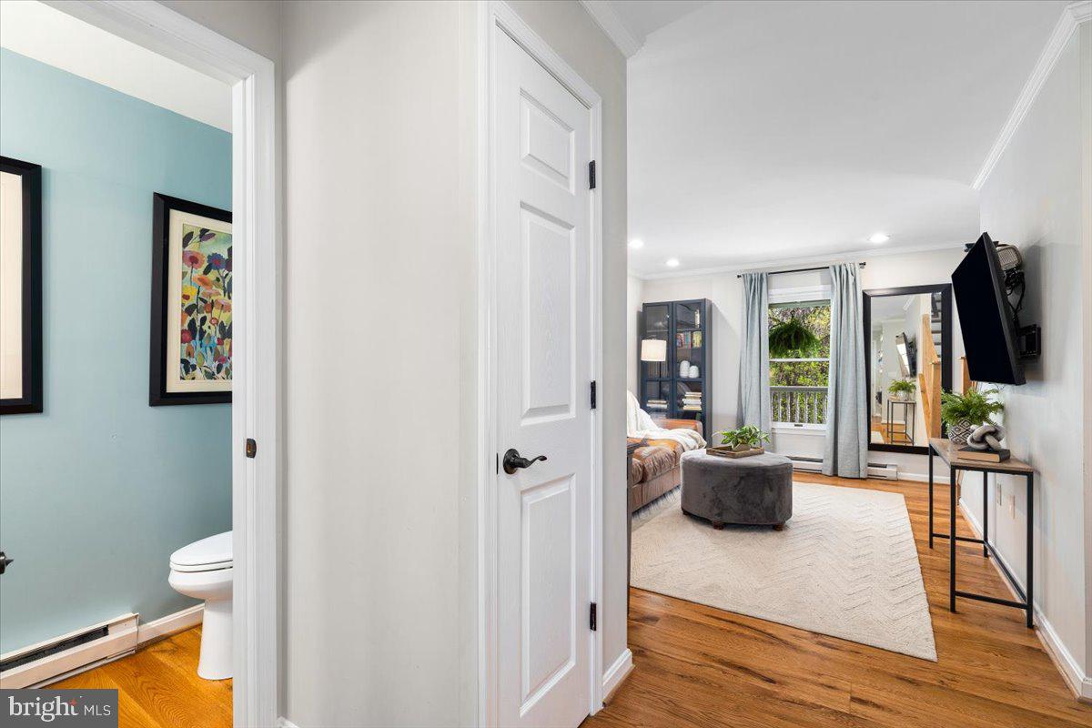 VILLAS LAKE ANITA LOUISE - Residential