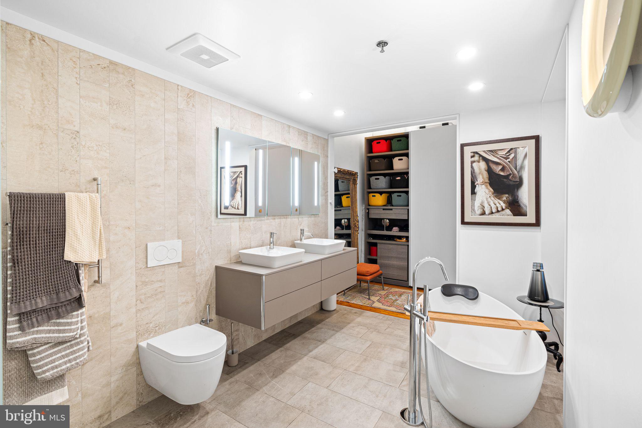 LOFT DISTRICT - Residential