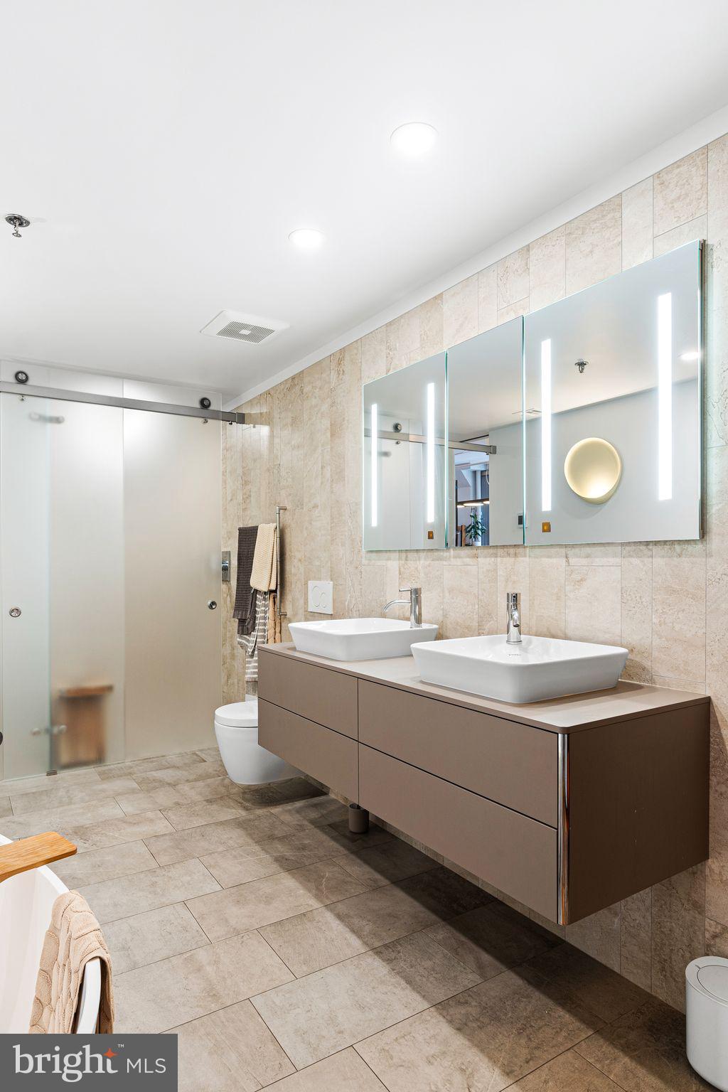 LOFT DISTRICT - Residential